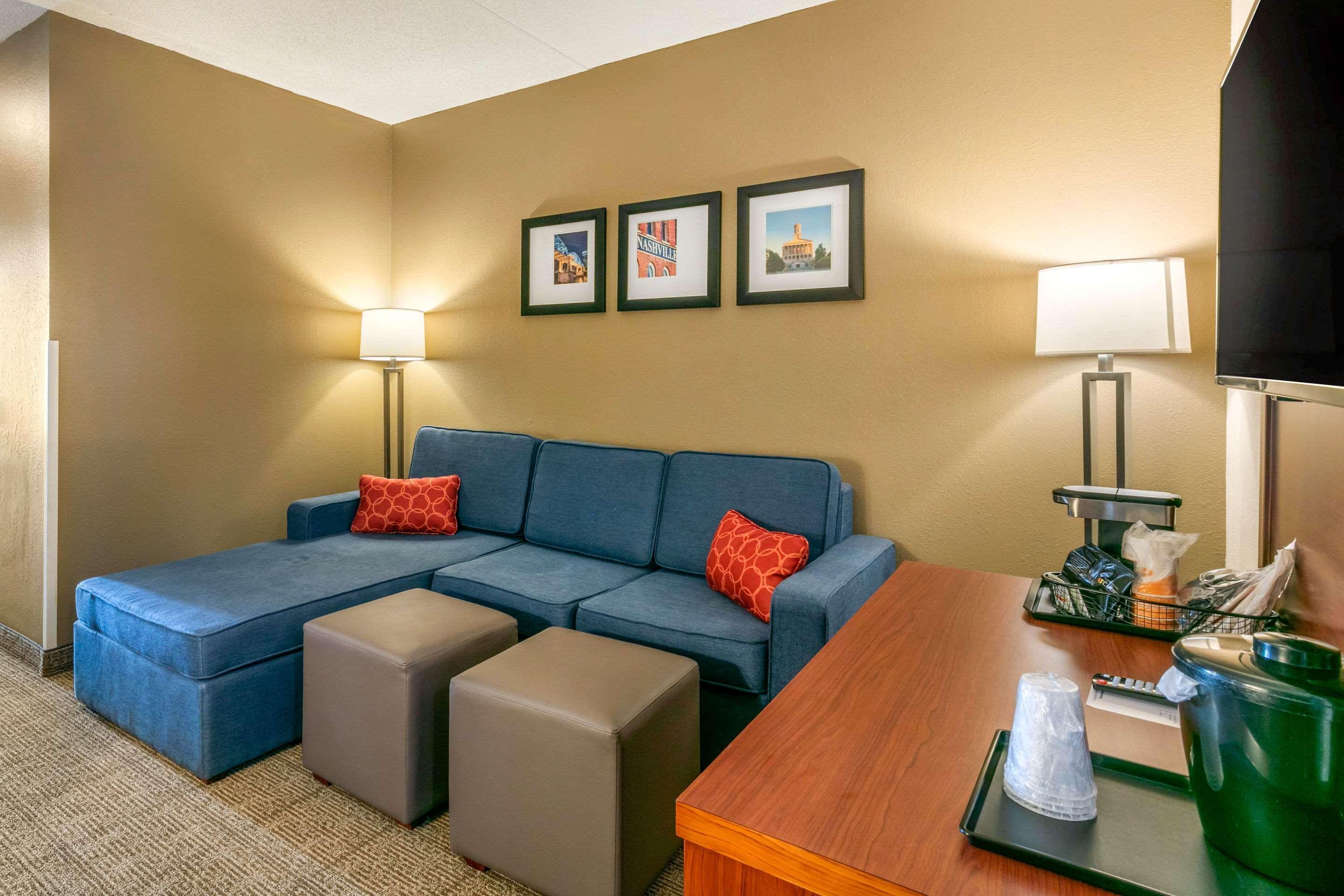 Comfort Inn & Suites Nashville Franklin Cool Springs Exterior photo